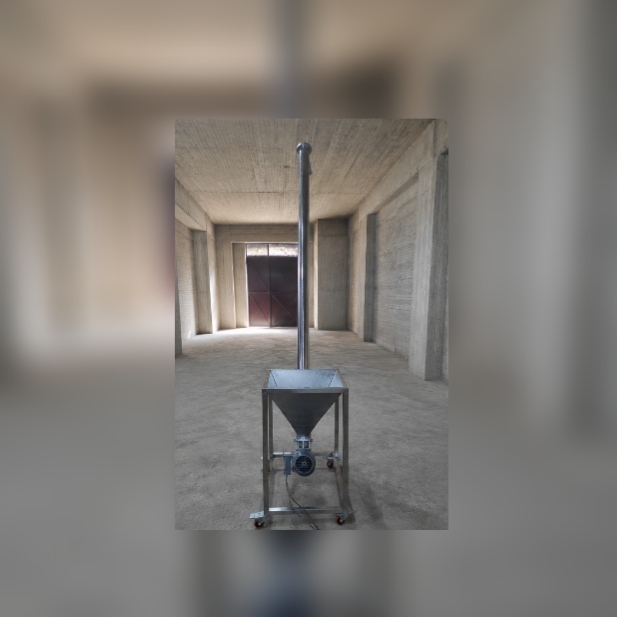 خط إنتاج بطاطس — الغسيل والتقشير